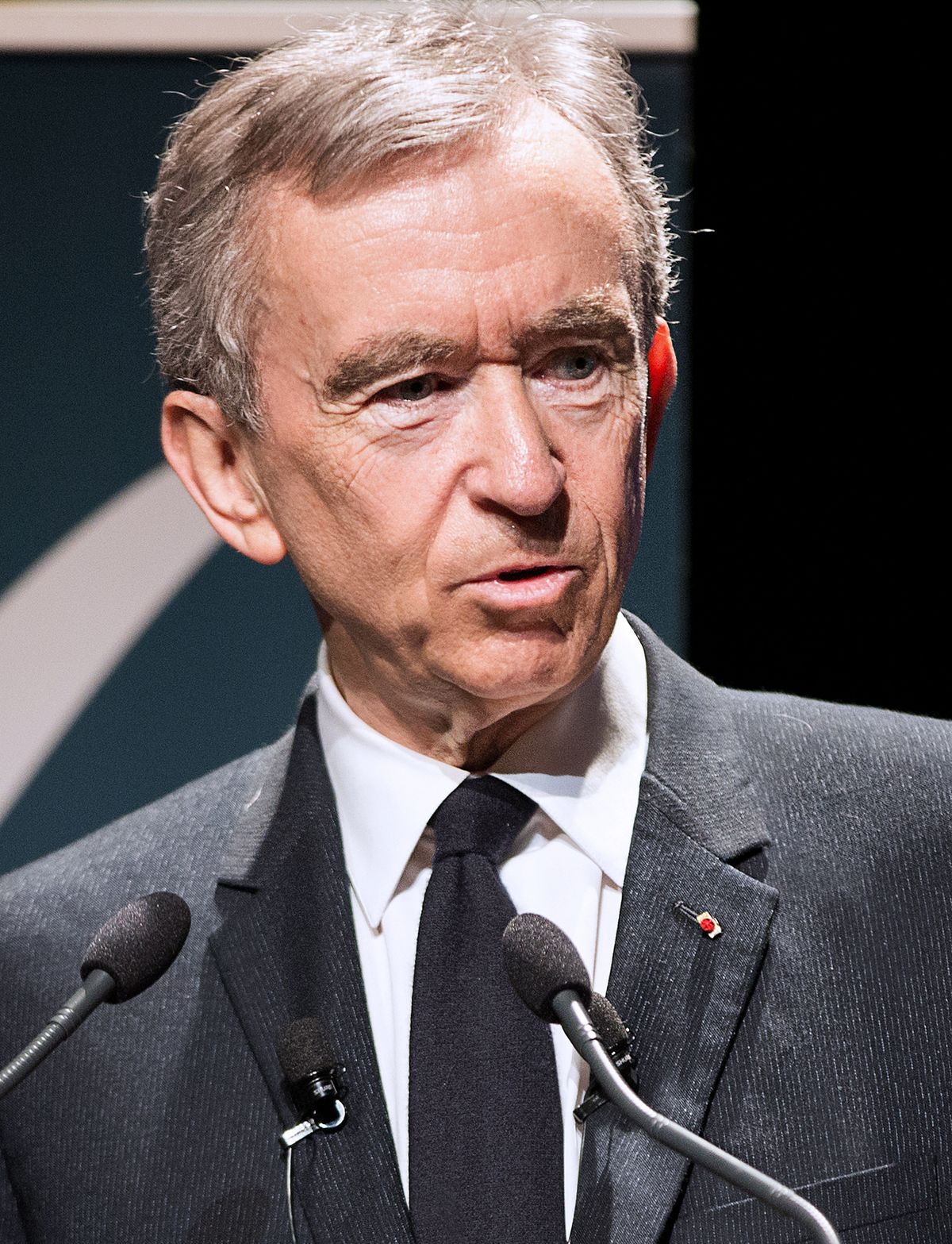 La course à l’influence de Bernard Arnault.